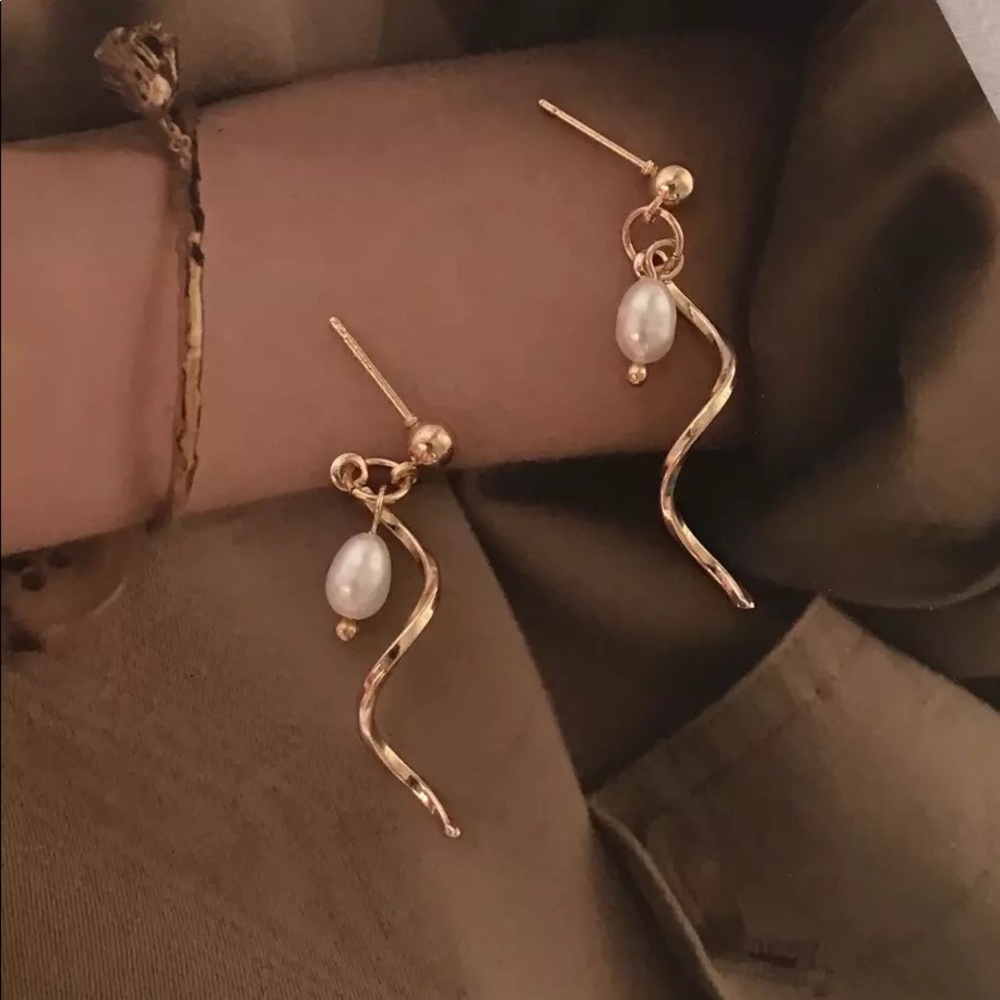 Freshwater pearl silver handmade earrings
